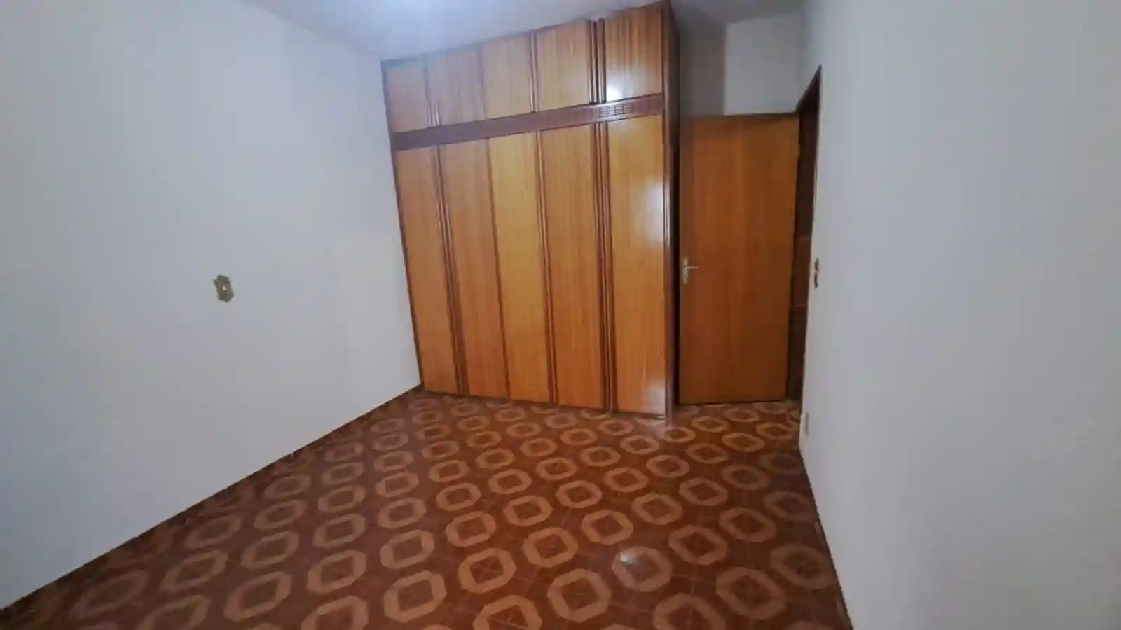 Casa com 3 quartos à venda, 372m² — foto 9 de 14