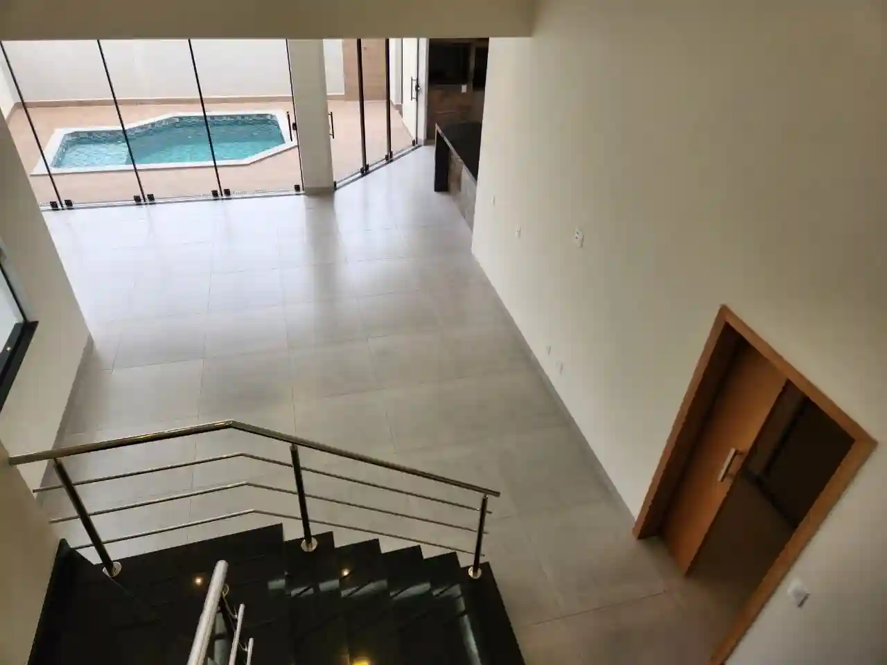 Casa de Condomínio com 3 quartos à venda, 200m² — foto 5 de 29