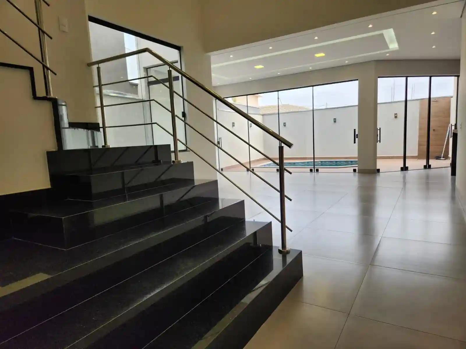 Casa de Condomínio com 3 quartos à venda, 200m² — foto 23 de 29