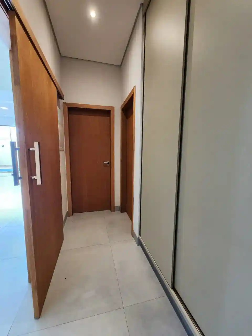 Casa de Condomínio com 3 quartos à venda, 200m² — foto 10 de 29