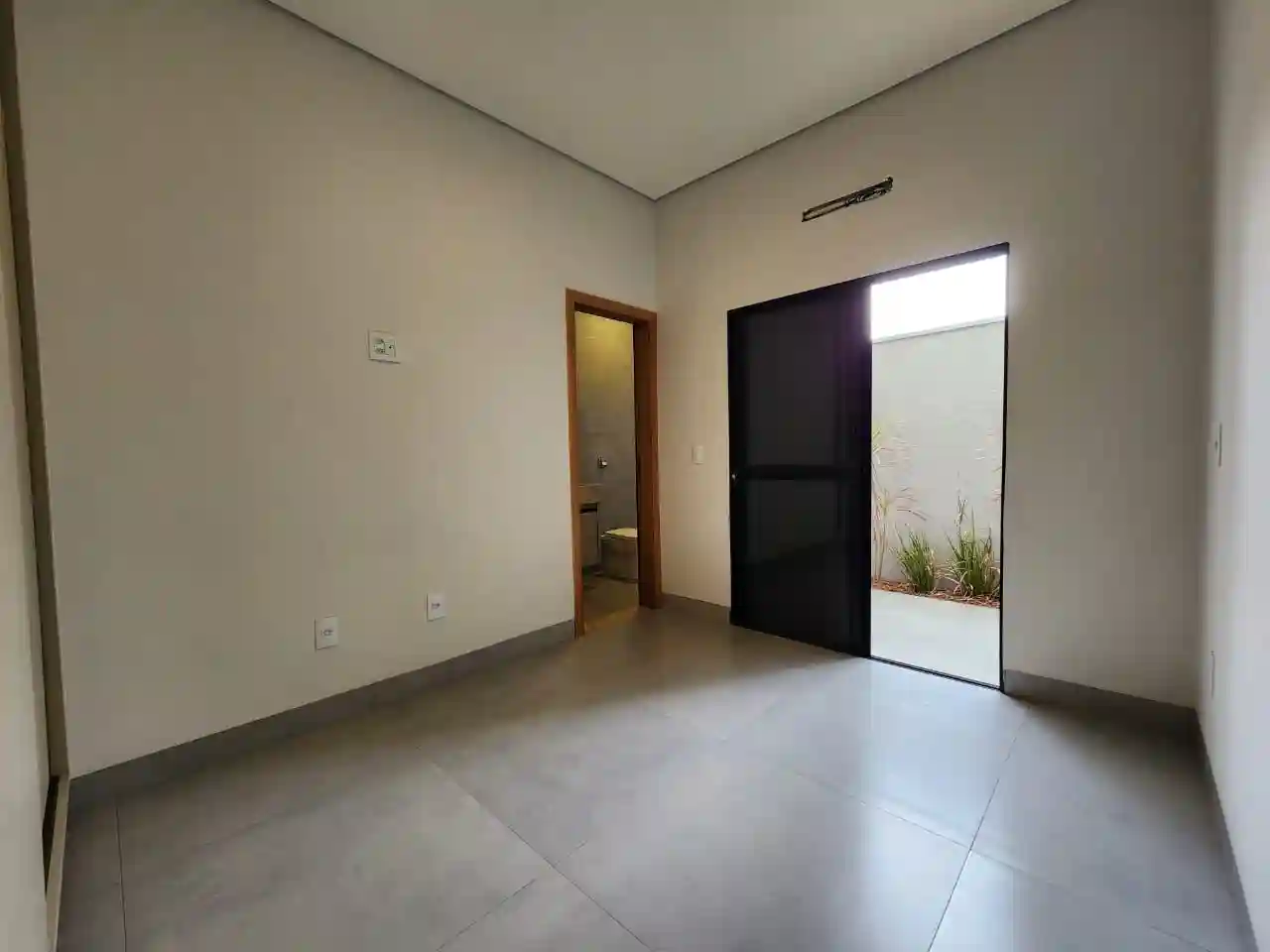 Casa de Condomínio com 3 quartos à venda, 200m² — foto 6 de 29