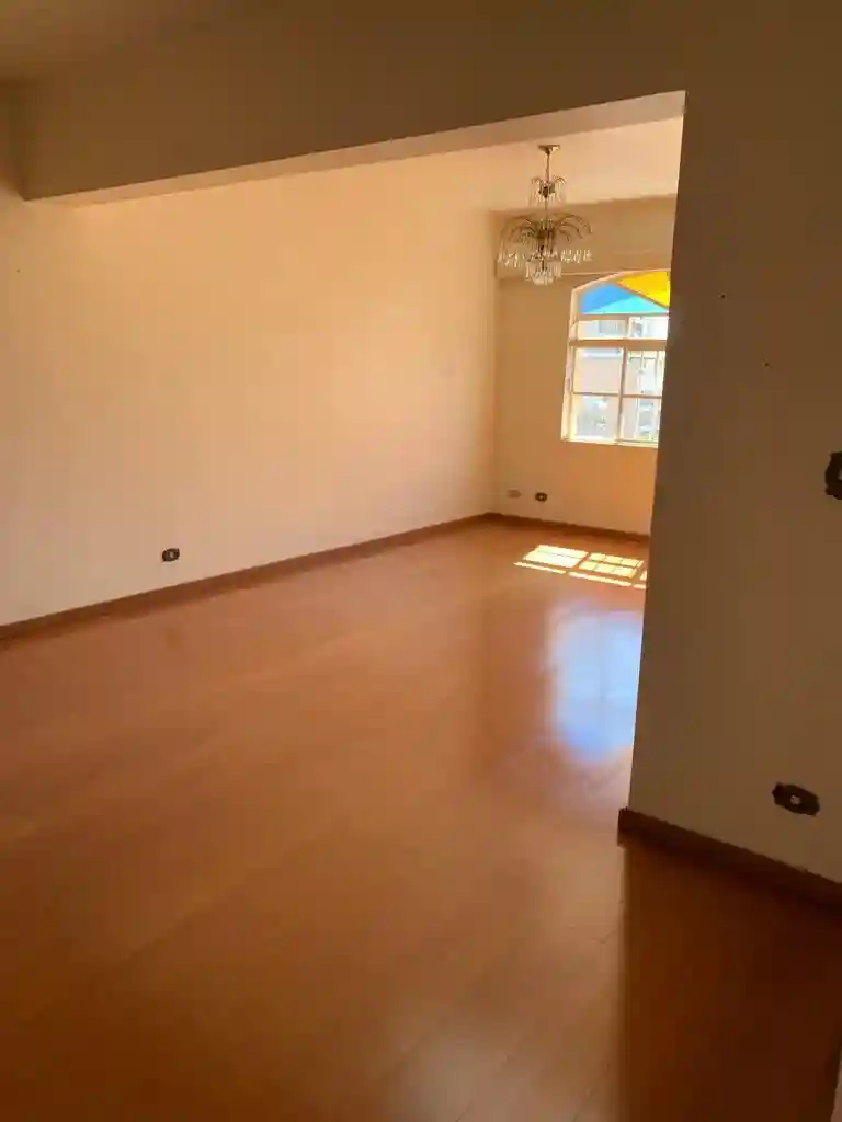 Apartamento com 3 quartos à venda, 180m² — foto 2 de 13
