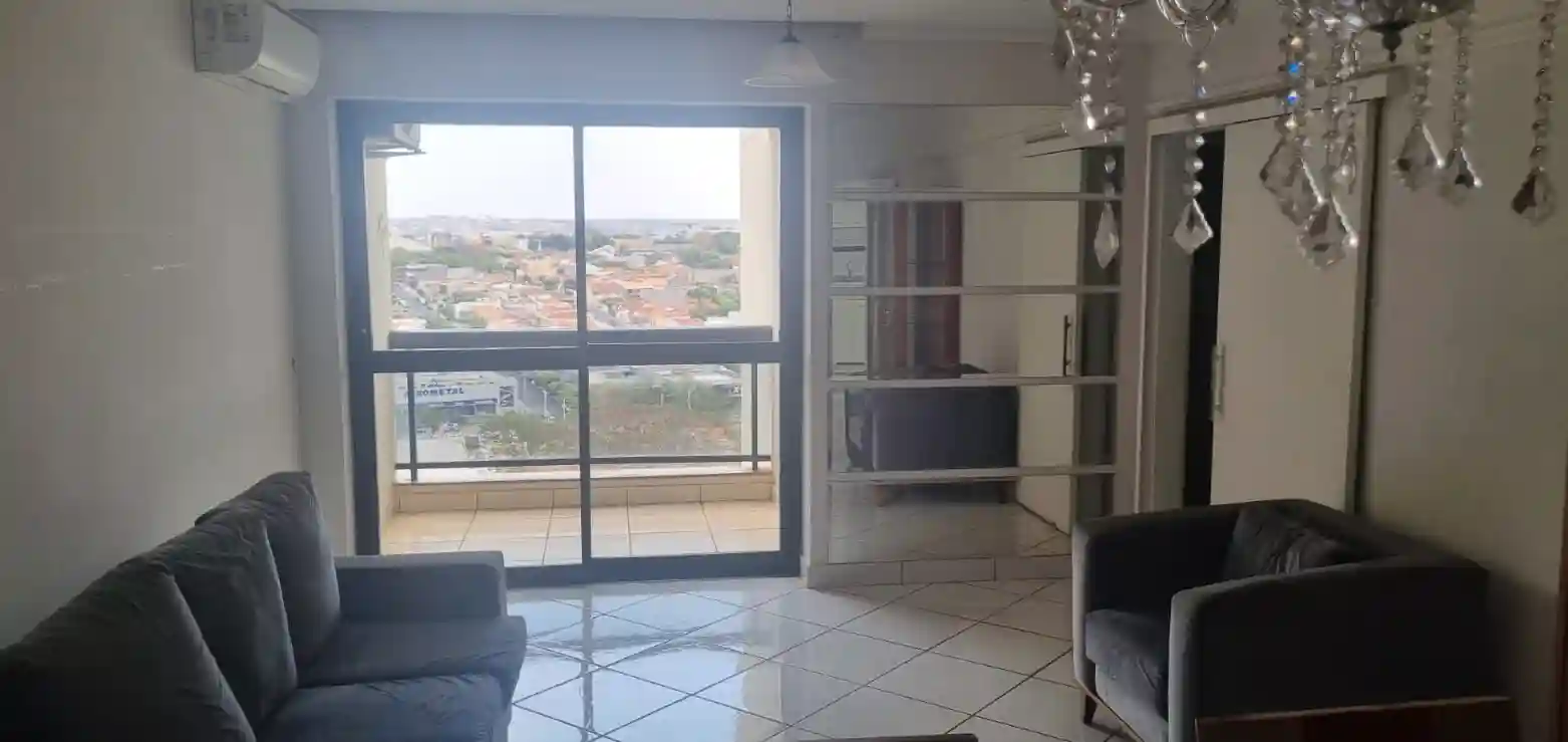 Apartamento com 3 quartos à venda, 97m² — foto 2 de 17