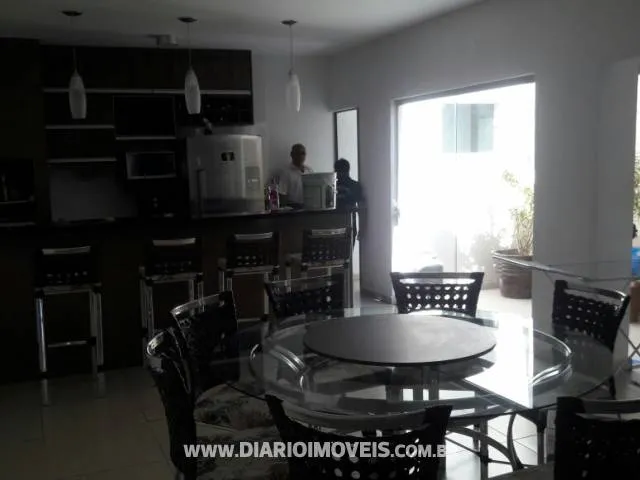 Casa de Condomínio à venda — foto 1 de 2