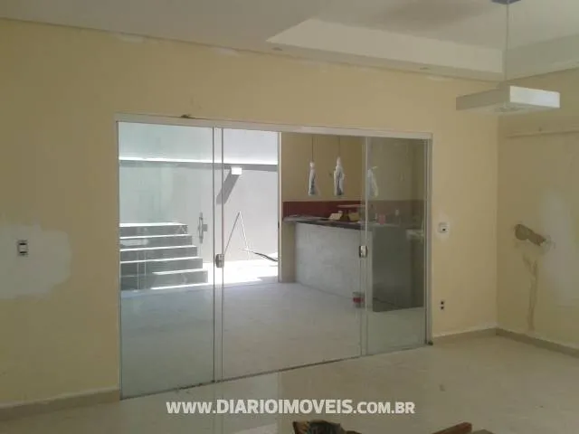 Casa de Condomínio à venda — foto 1 de 5