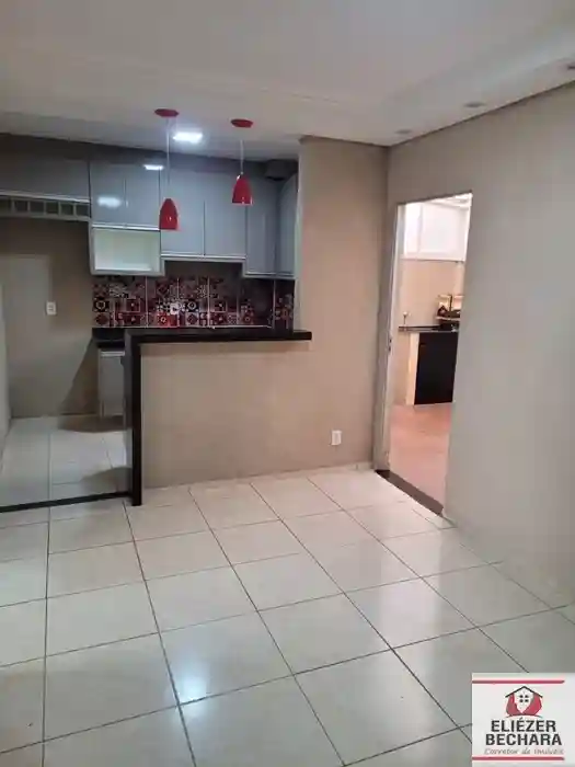 Apartamento com 2 quartos à venda, 50m² — foto 2 de 11
