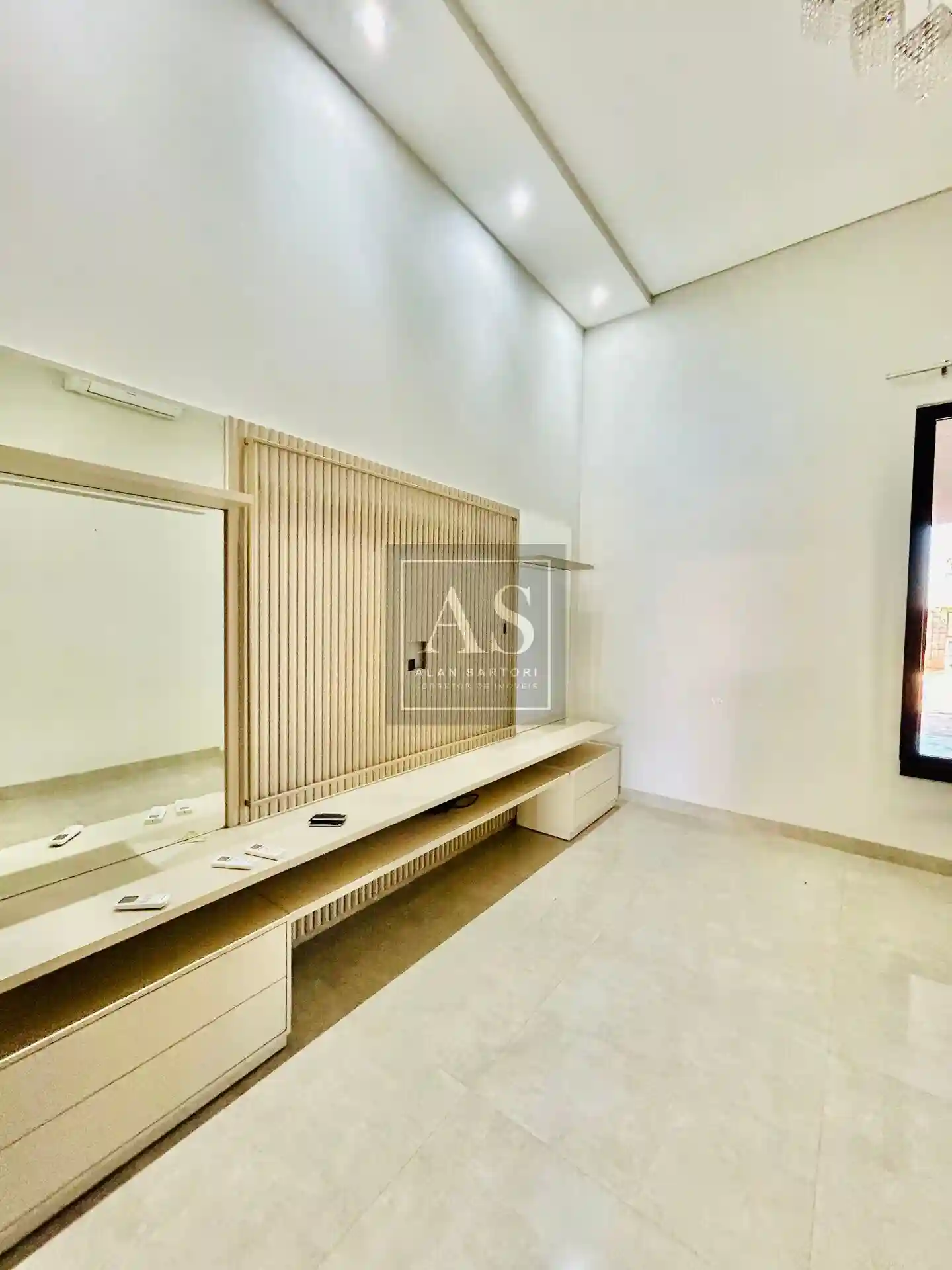 Casa de Condomínio com 4 quartos à venda, 410m² — foto 10 de 35
