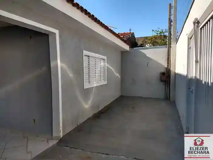 Casa com 3 quartos à venda, 120m² — foto 2 de 38