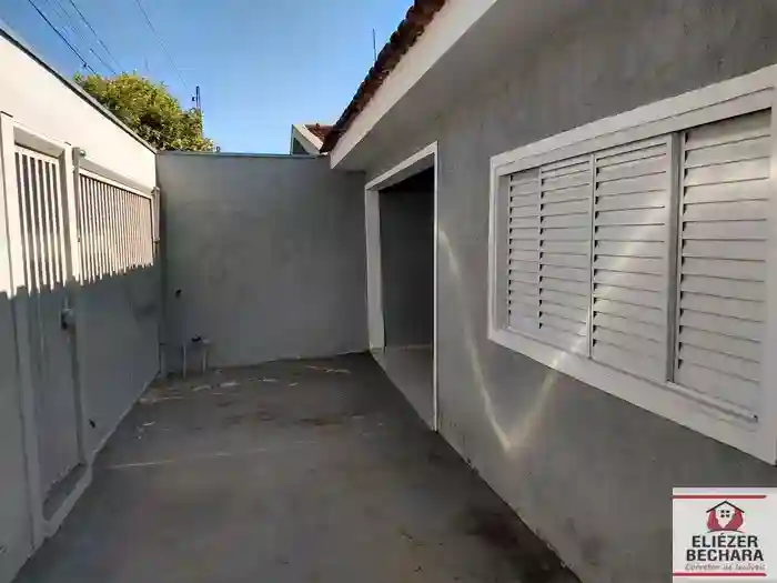 Casa com 3 quartos à venda, 120m² — foto 3 de 38
