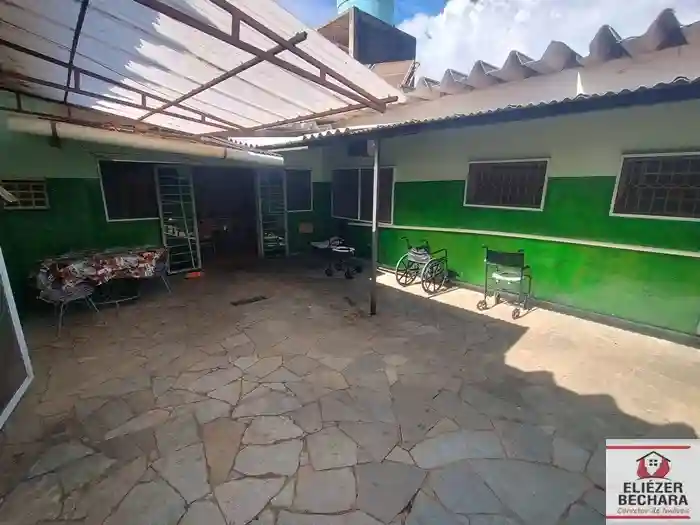 Casa com 4 quartos à venda, 210m² — foto 13 de 17