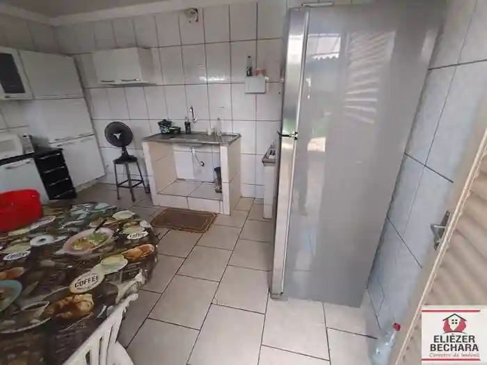 Casa com 4 quartos à venda, 210m² — foto 12 de 17