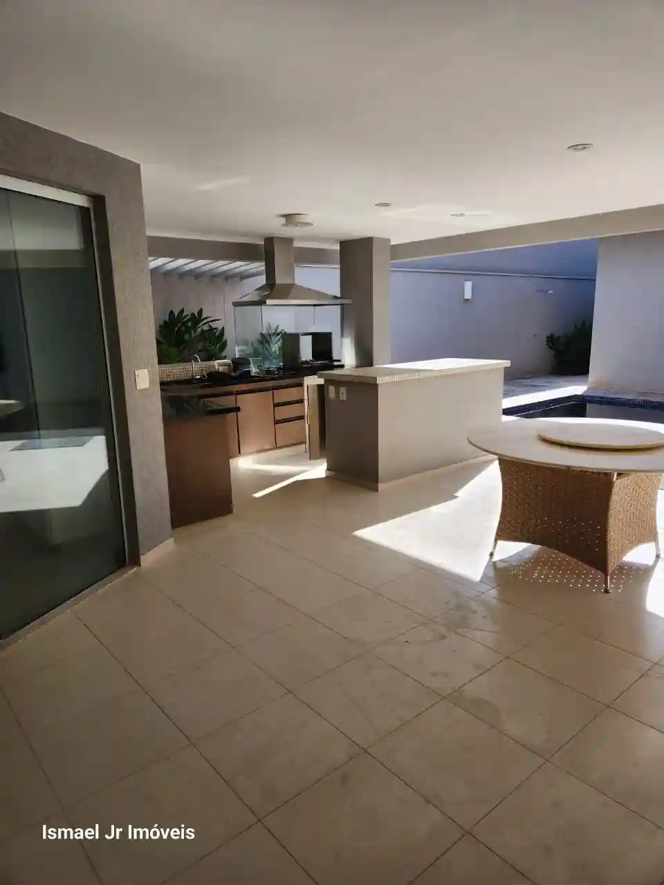 Casa de Condomínio com 3 quartos à venda, 420m² — foto 3 de 52