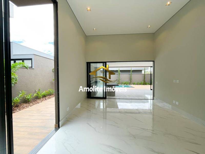 Casa de Condomínio com 3 quartos à venda, 250m² — foto 8 de 29