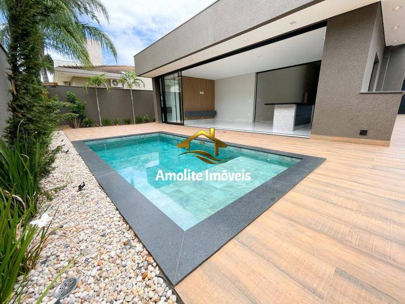 Casa de Condomínio com 3 quartos à venda, 250m² — foto 14 de 29