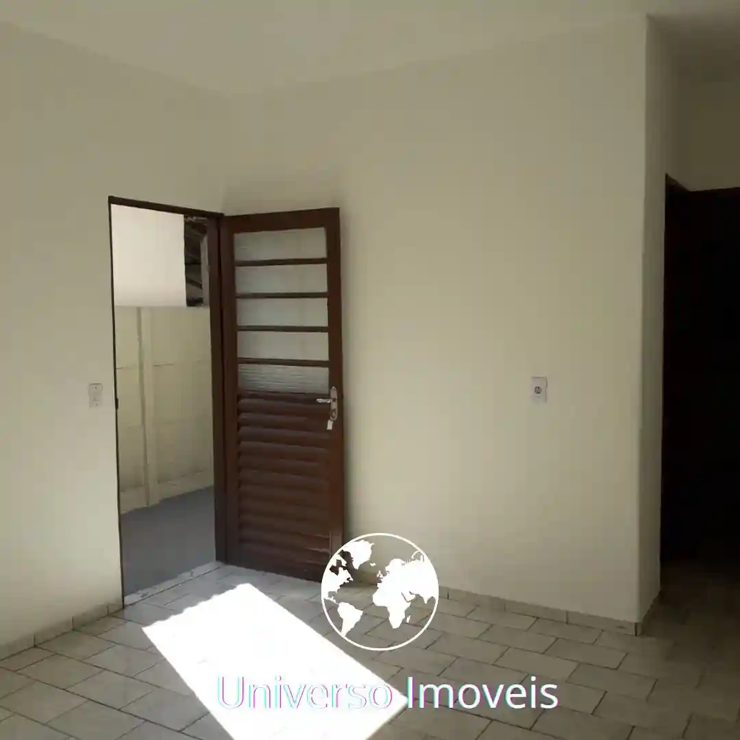 Casa com 4 quartos à venda, 300m² — foto 15 de 29