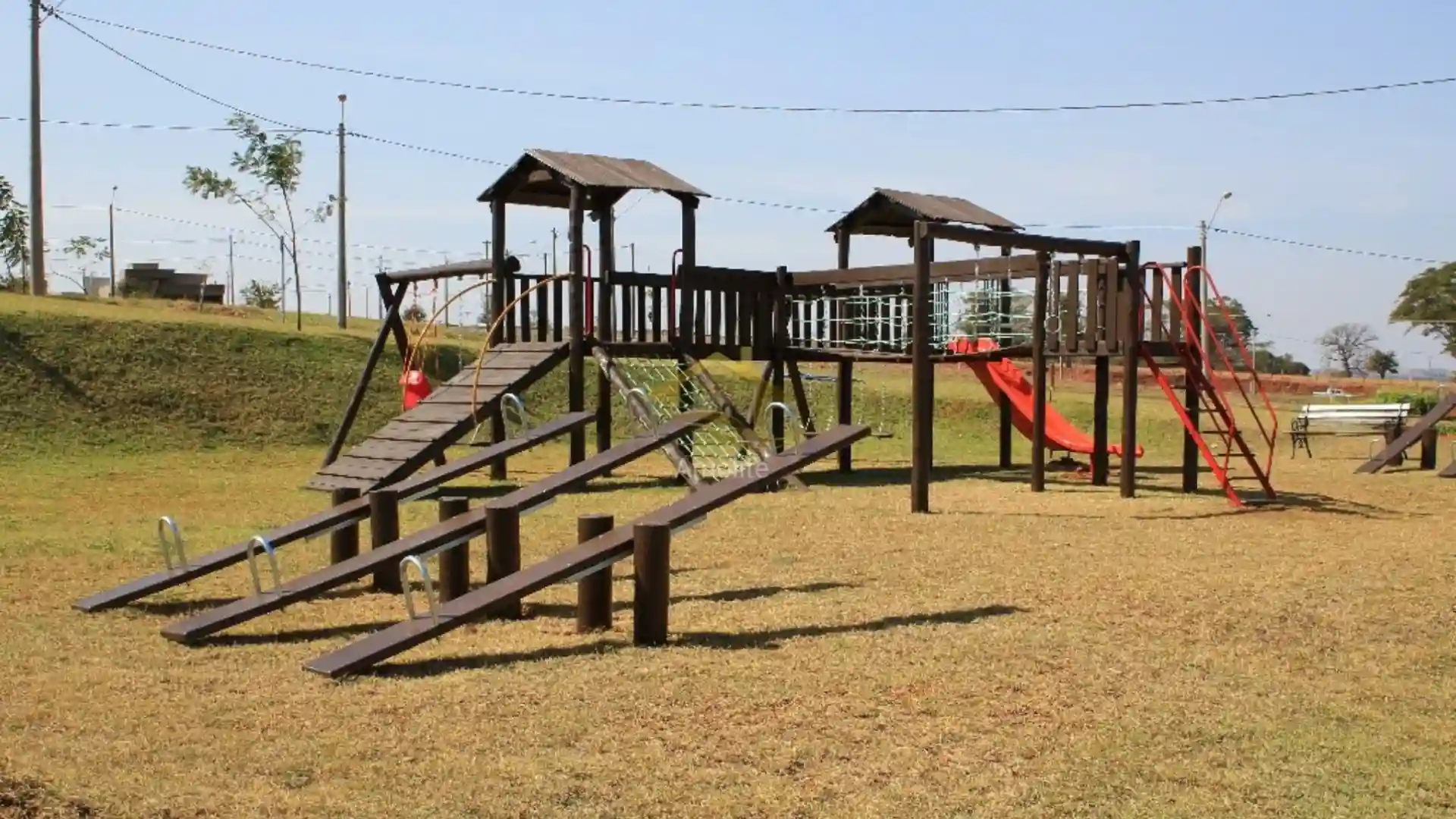 Terreno / Lote / Condomínio  à venda, 225m² — foto 3 de 14