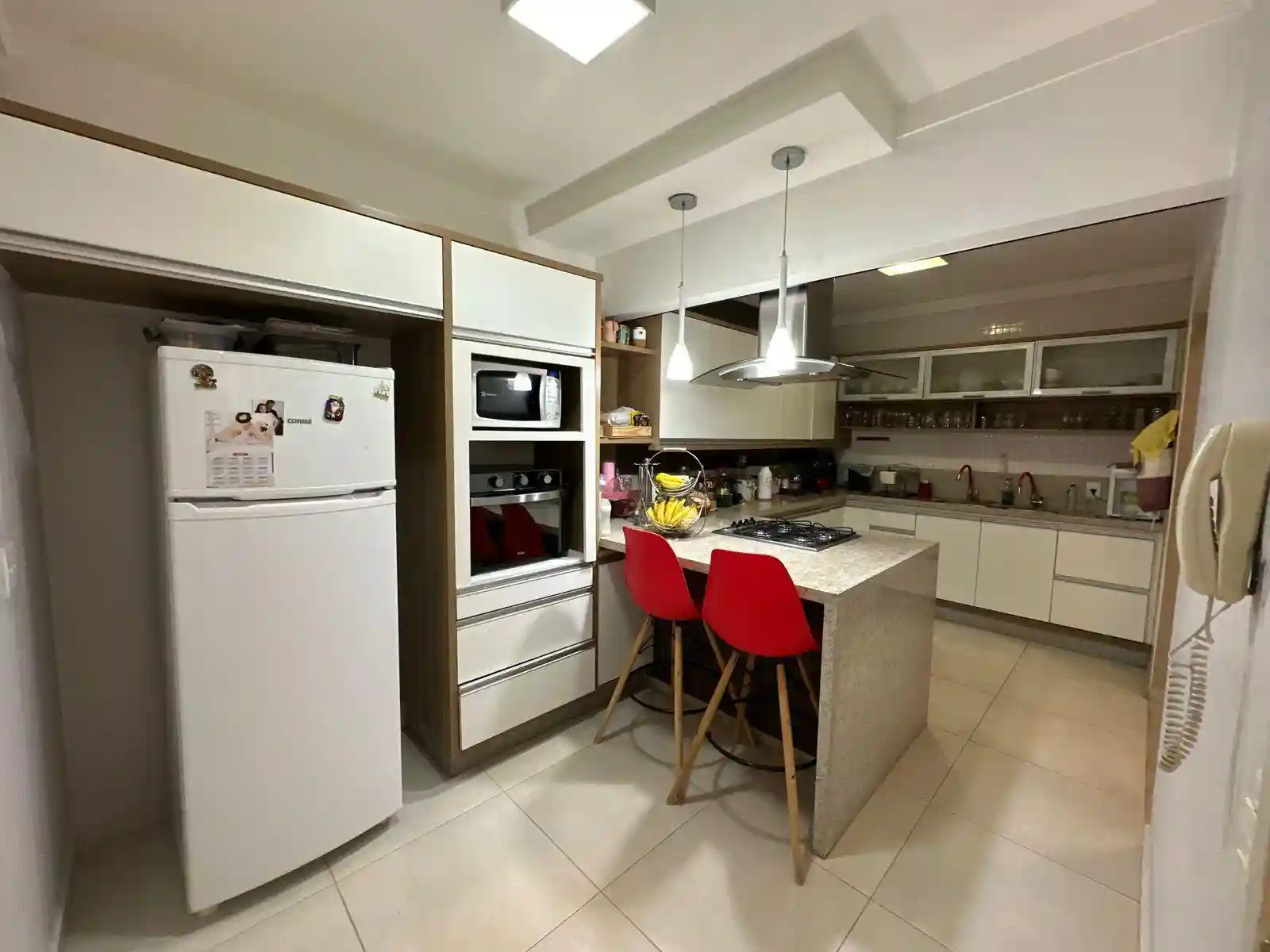Casa de Condomínio com 3 quartos à venda, 212m² — foto 6 de 15