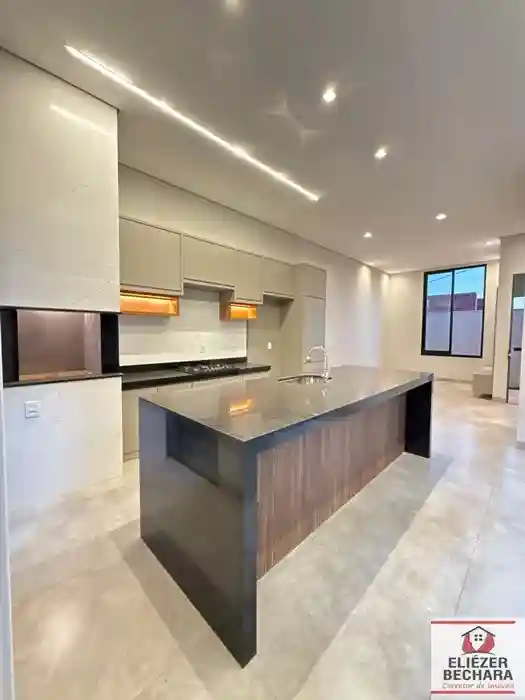 Casa com 3 quartos à venda, 120m² — foto 1 de 24