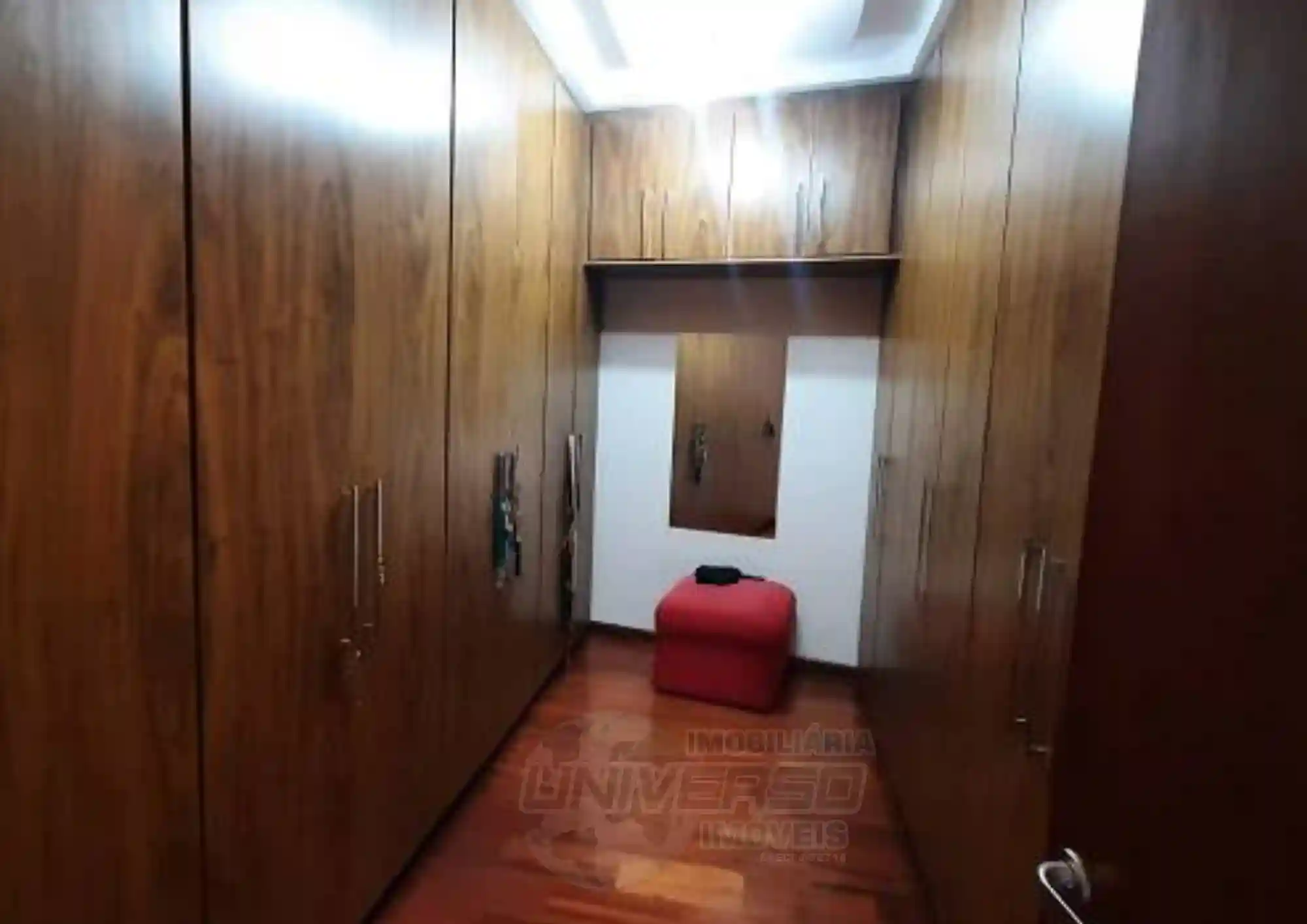 Casa de Condomínio com 3 quartos à venda, 340m² — foto 3 de 12