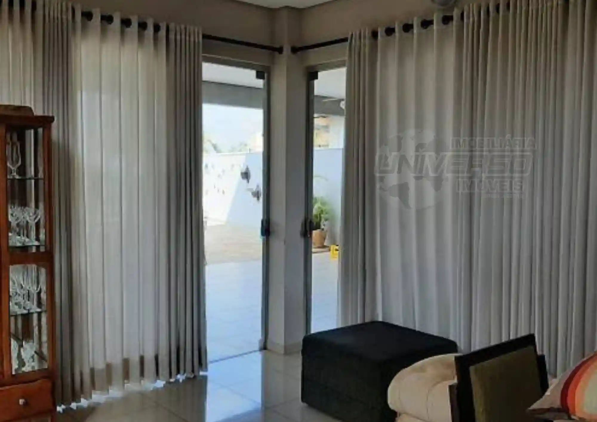 Casa de Condomínio com 3 quartos à venda, 340m² — foto 8 de 12
