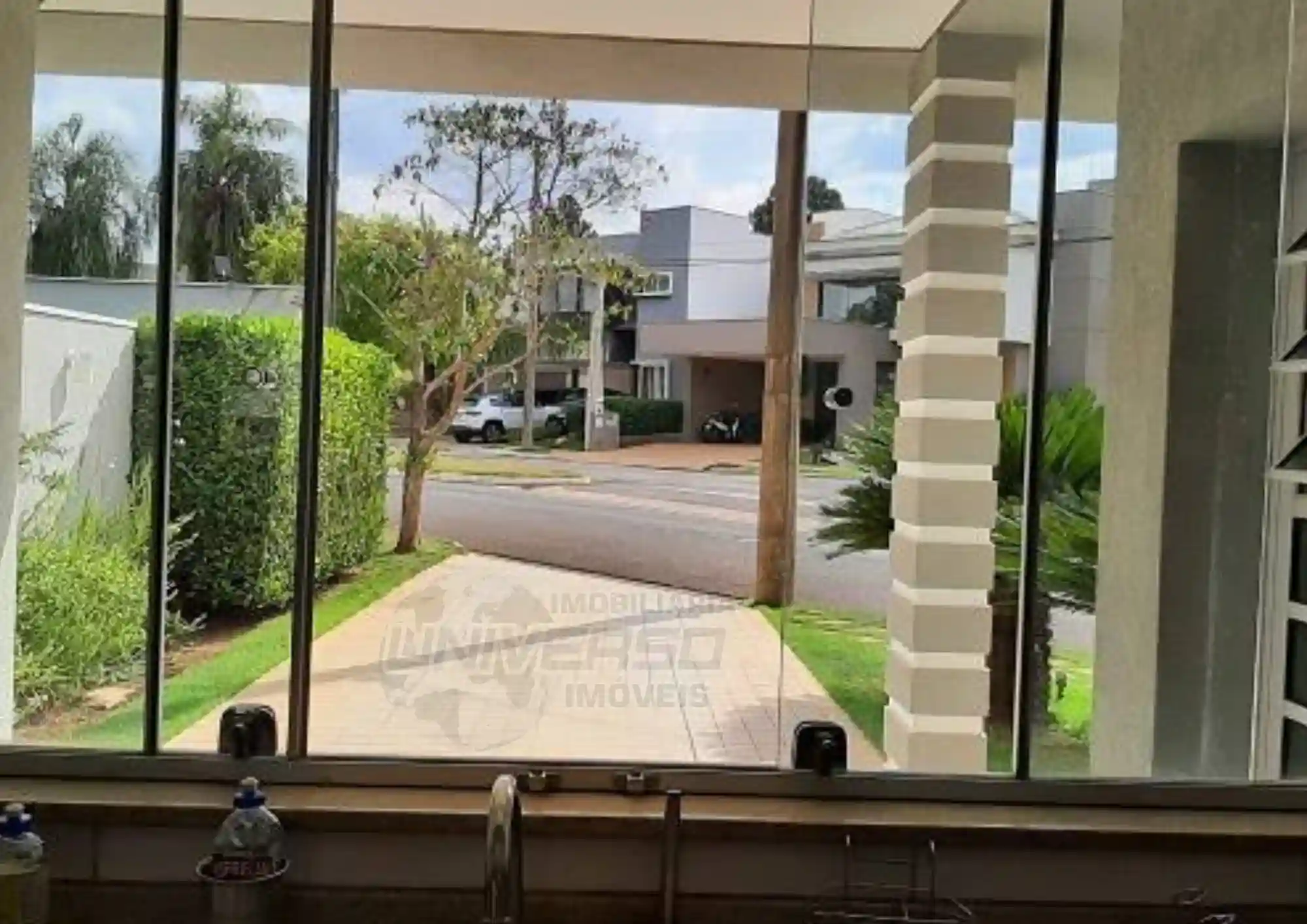Casa de Condomínio com 3 quartos à venda, 340m² — foto 9 de 12