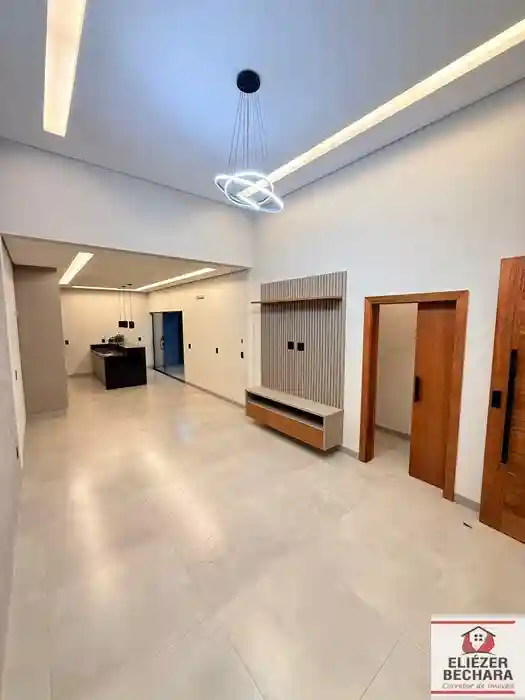 Casa com 3 quartos à venda, 123m² — foto 1 de 25