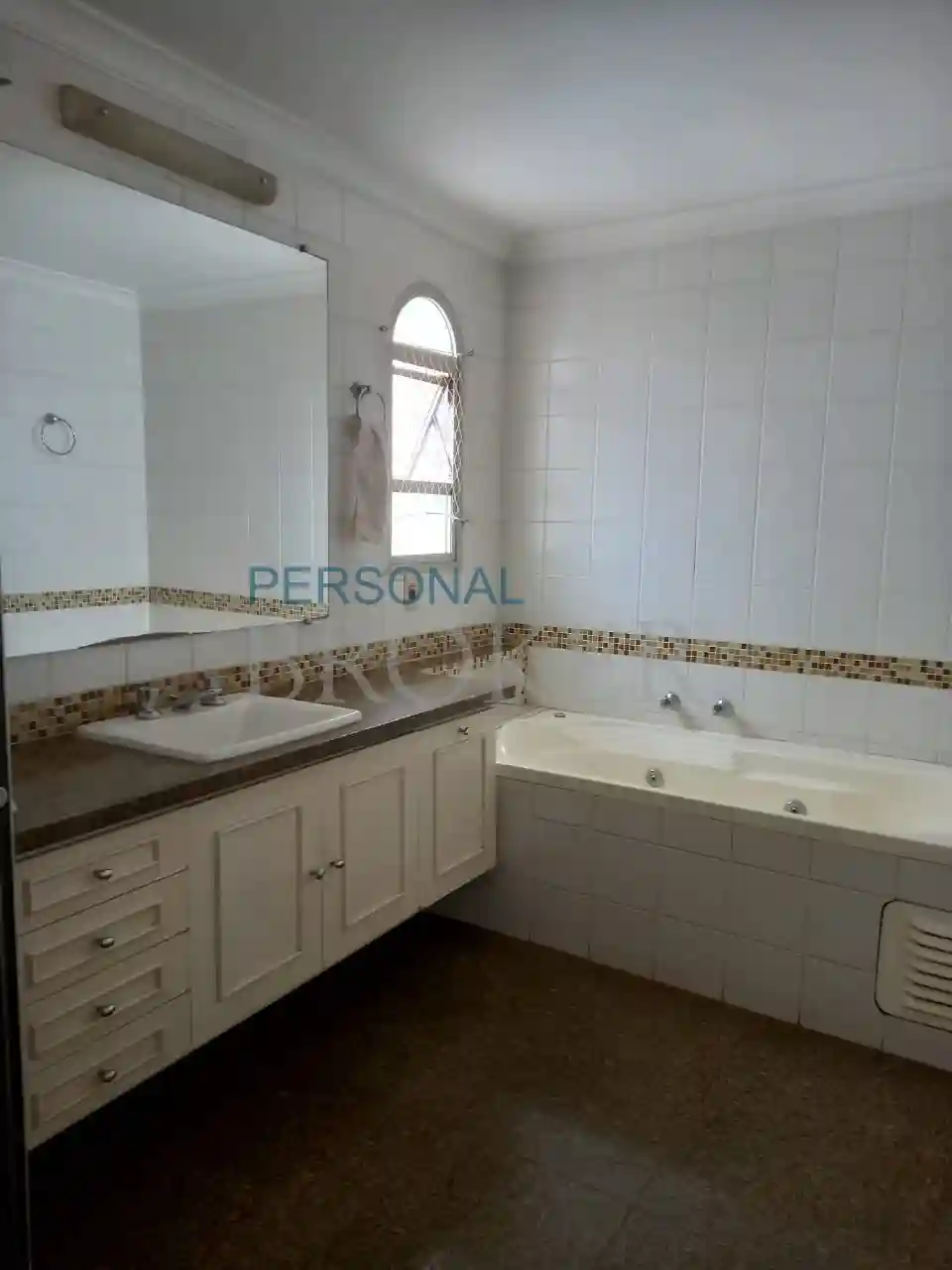 Apartamento com 4 quartos à venda, 240m² — foto 9 de 10