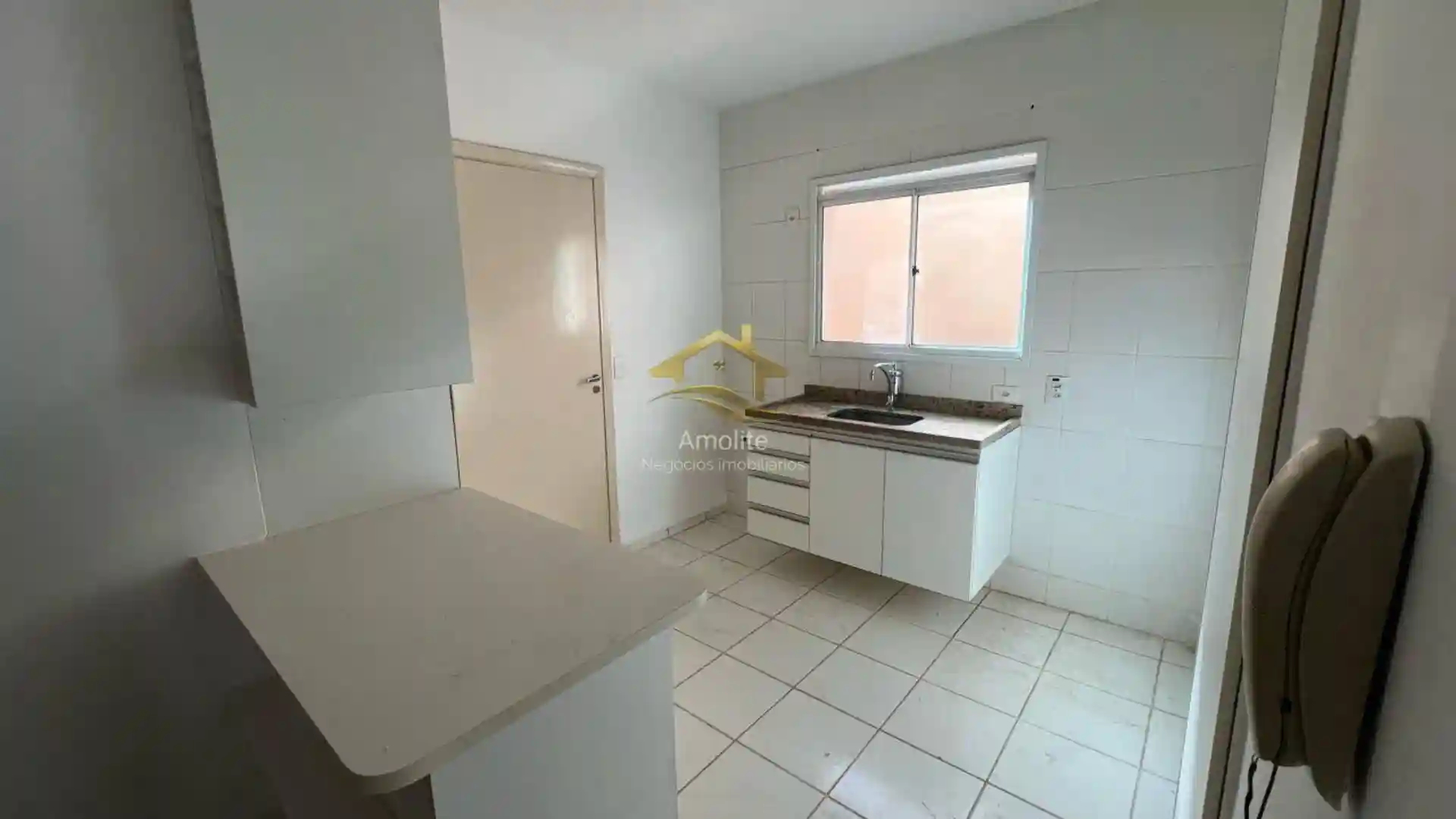 Casa de Condomínio com 3 quartos à venda, 120m² — foto 7 de 18