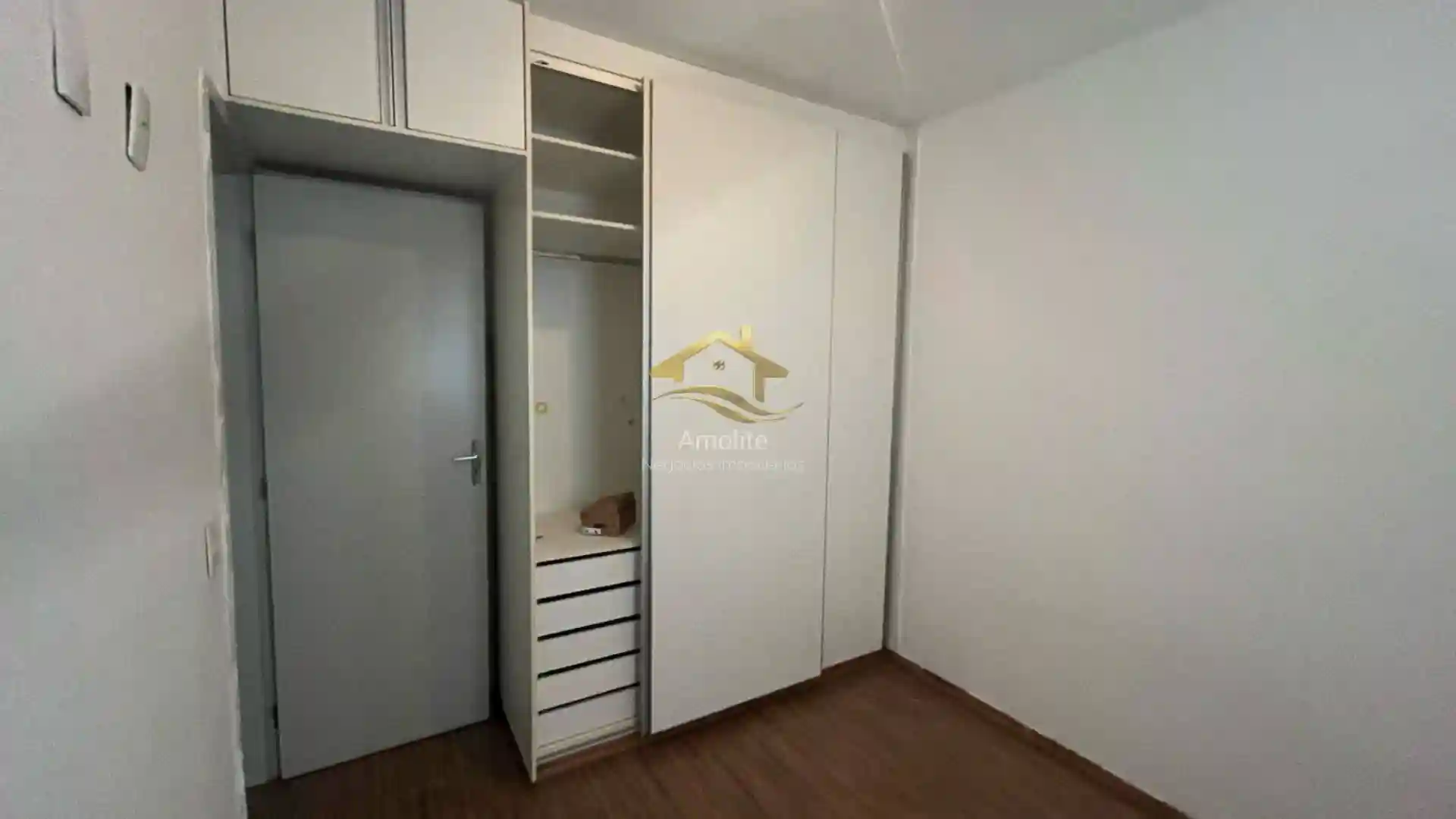 Casa de Condomínio com 3 quartos à venda, 120m² — foto 12 de 18