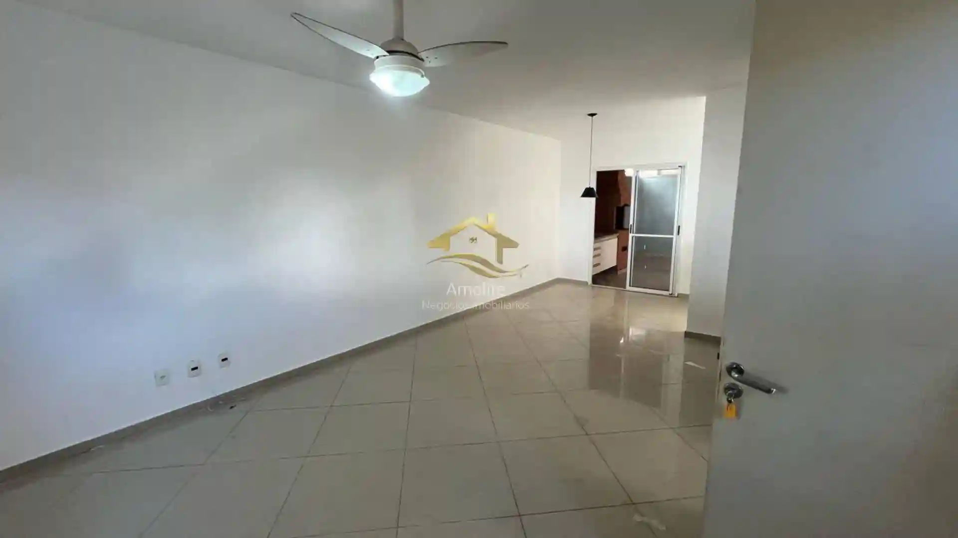 Casa de Condomínio com 3 quartos à venda, 120m² — foto 3 de 18