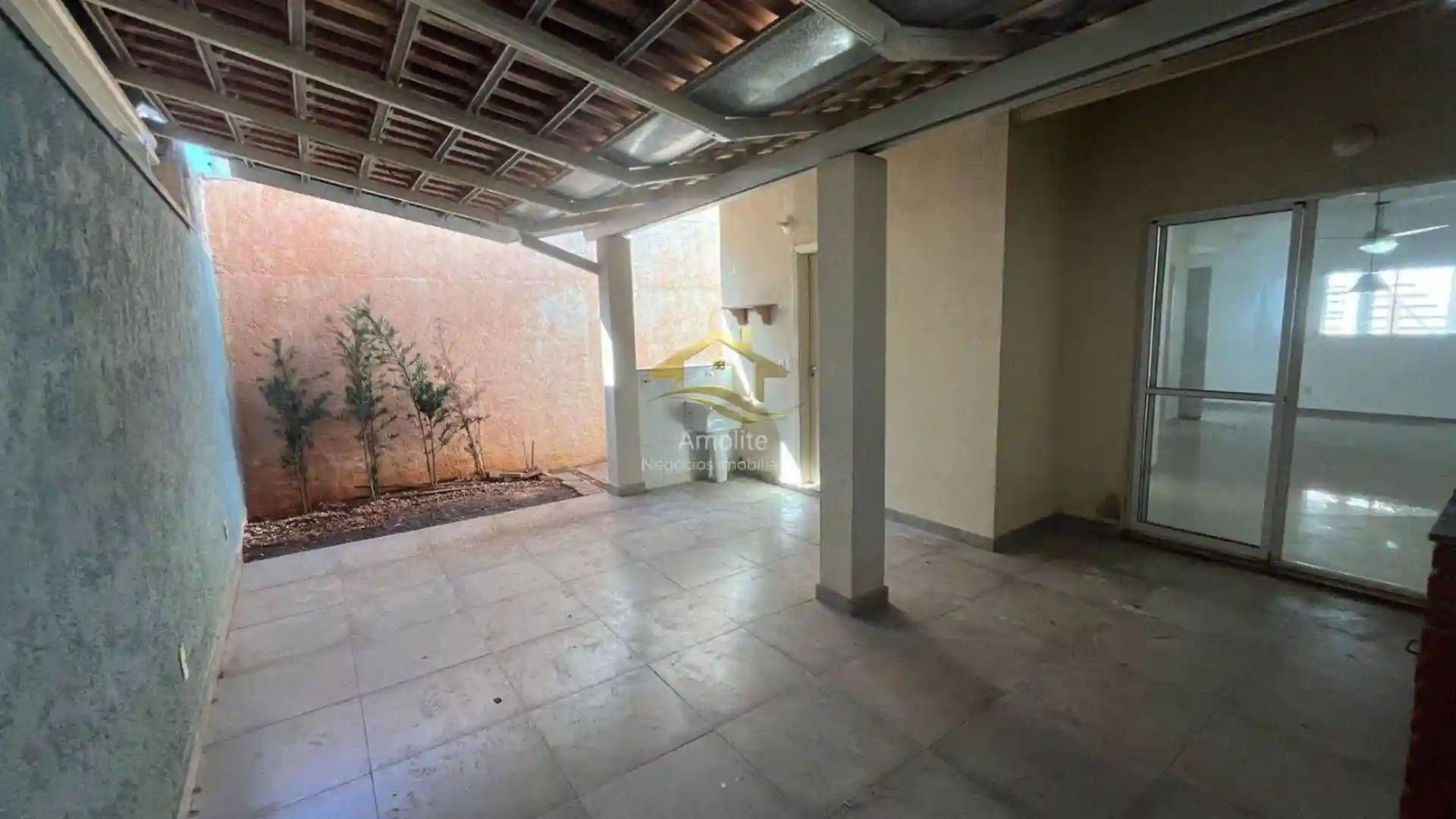 Casa de Condomínio com 3 quartos à venda, 120m² — foto 11 de 18