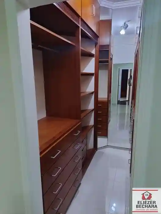 Casa de Condomínio com 3 quartos à venda, 240m² — foto 16 de 59