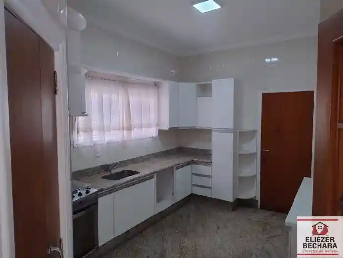 Casa de Condomínio com 3 quartos à venda, 240m² — foto 42 de 59