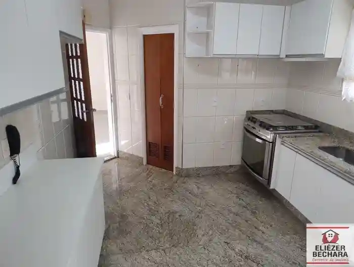 Casa de Condomínio com 3 quartos à venda, 240m² — foto 43 de 59