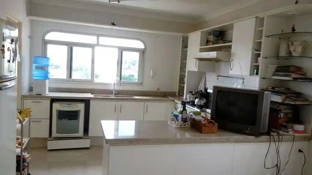 Loja / Salão / Ponto Comercial com 4 quartos à venda, 270m² — foto 6 de 13