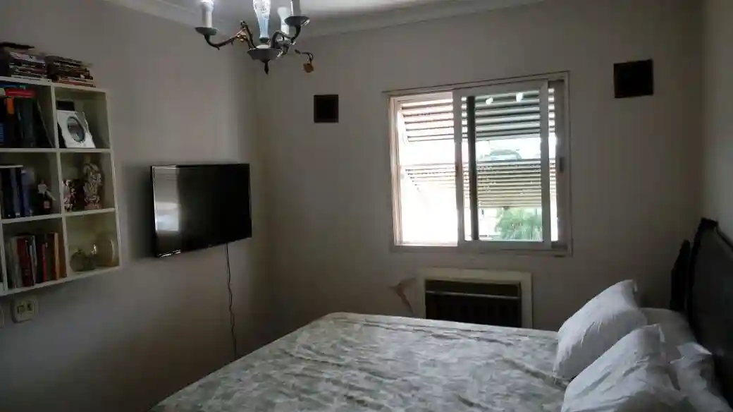 Loja / Salão / Ponto Comercial com 4 quartos à venda, 270m² — foto 4 de 13