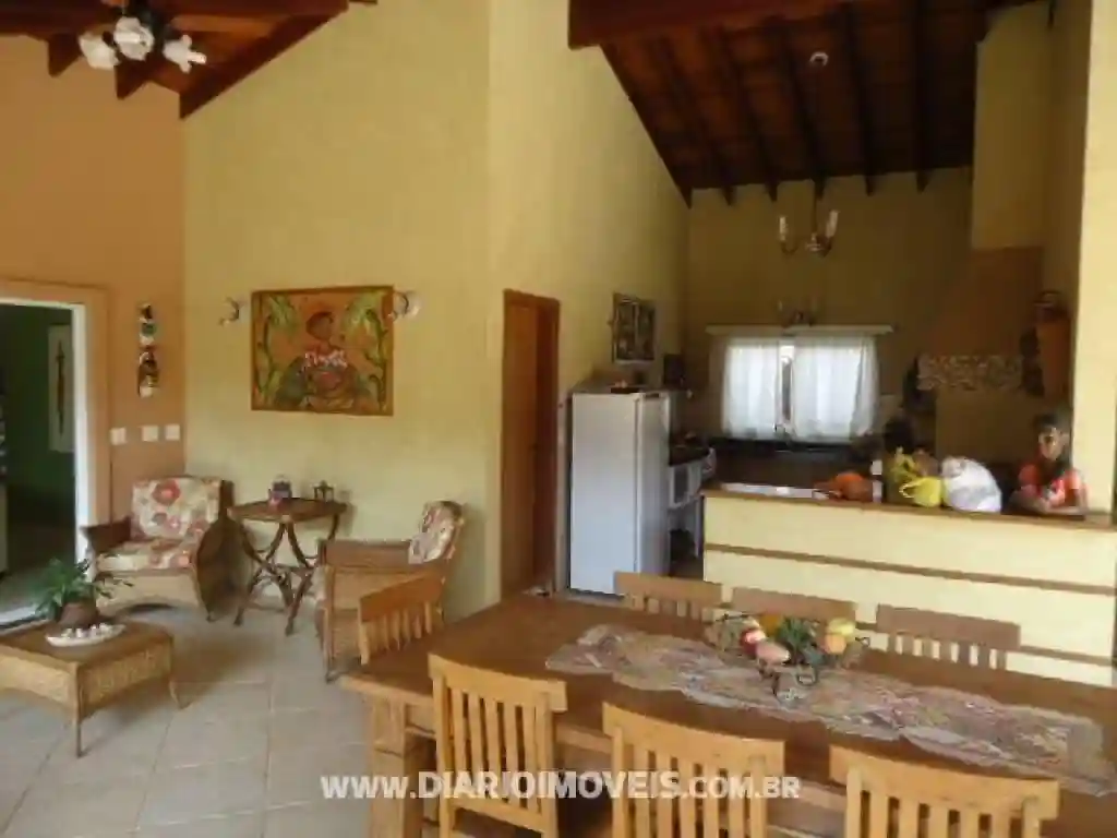 Casa de Condomínio à venda — foto 8 de 17
