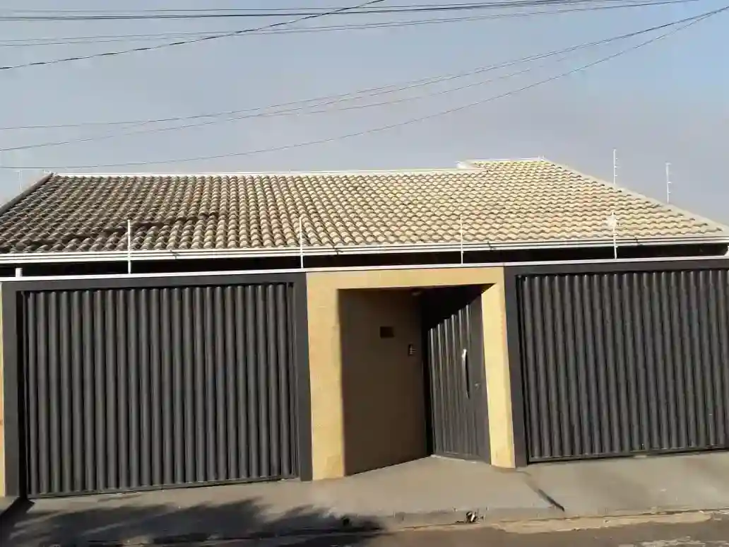 Casa com 2 quartos à venda, 180m² — foto 2 de 16