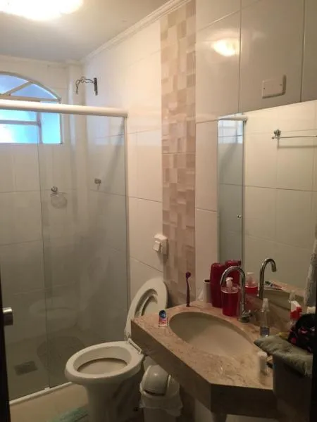 Casa à venda — foto 1 de 2