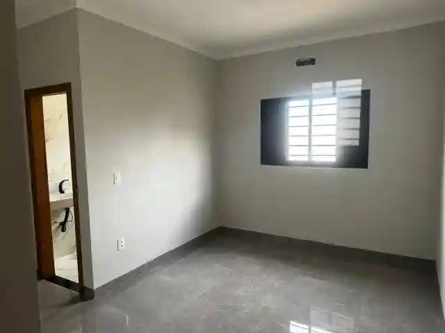 Casa com 3 quartos à venda, 200m² — foto 8 de 14