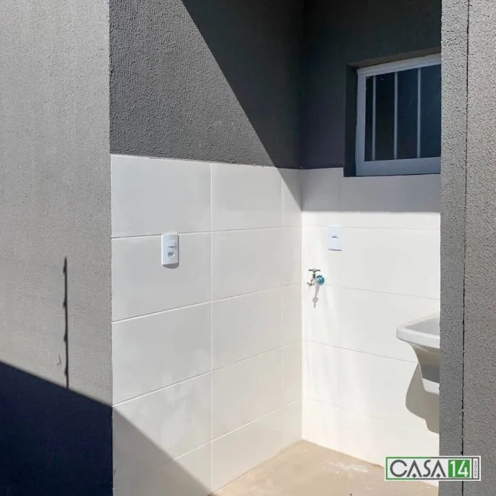 Casa à venda — foto 2 de 2