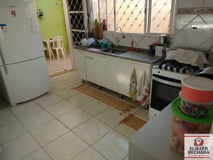 Casa à venda — foto 2 de 7