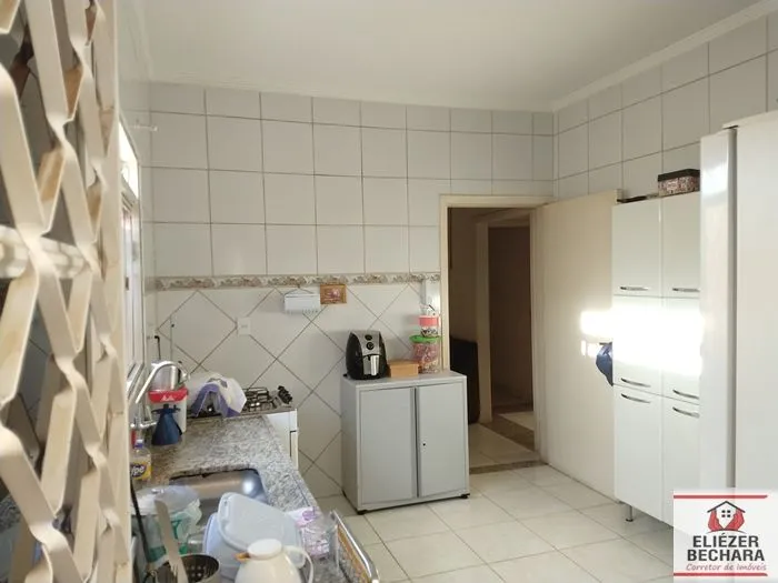 Casa à venda — foto 4 de 7