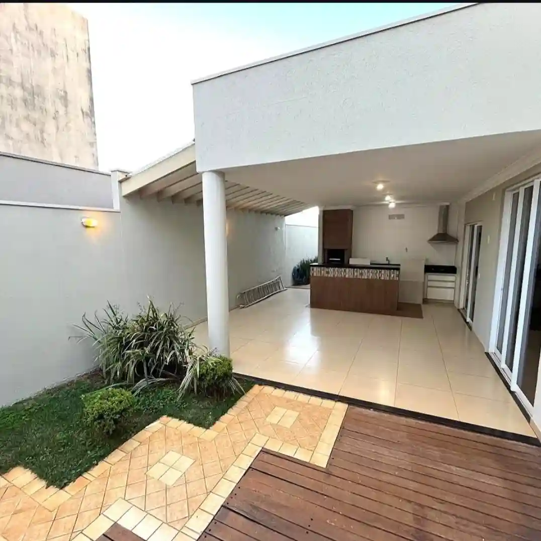 Casa de Condomínio com 3 quartos à venda, 250m² — foto 9 de 9