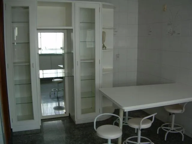 Apartamento à venda — foto 3 de 4