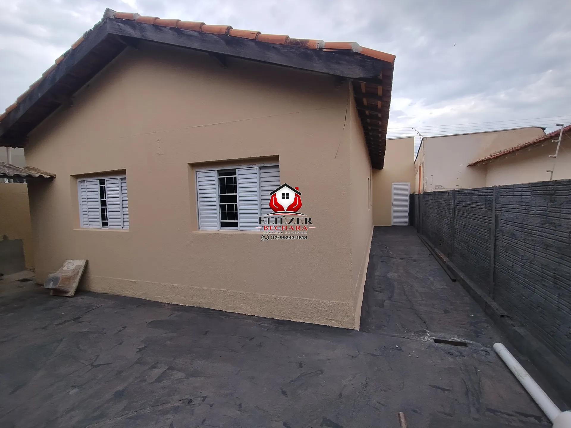 Casa com 3 quartos à venda, 120m² — foto 4 de 33