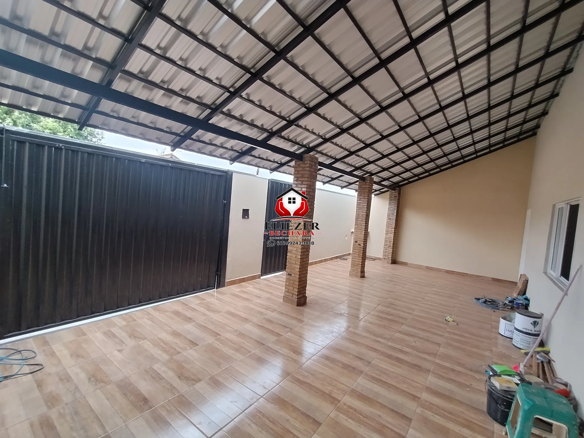 Casa com 3 quartos à venda, 120m² — foto 1 de 33