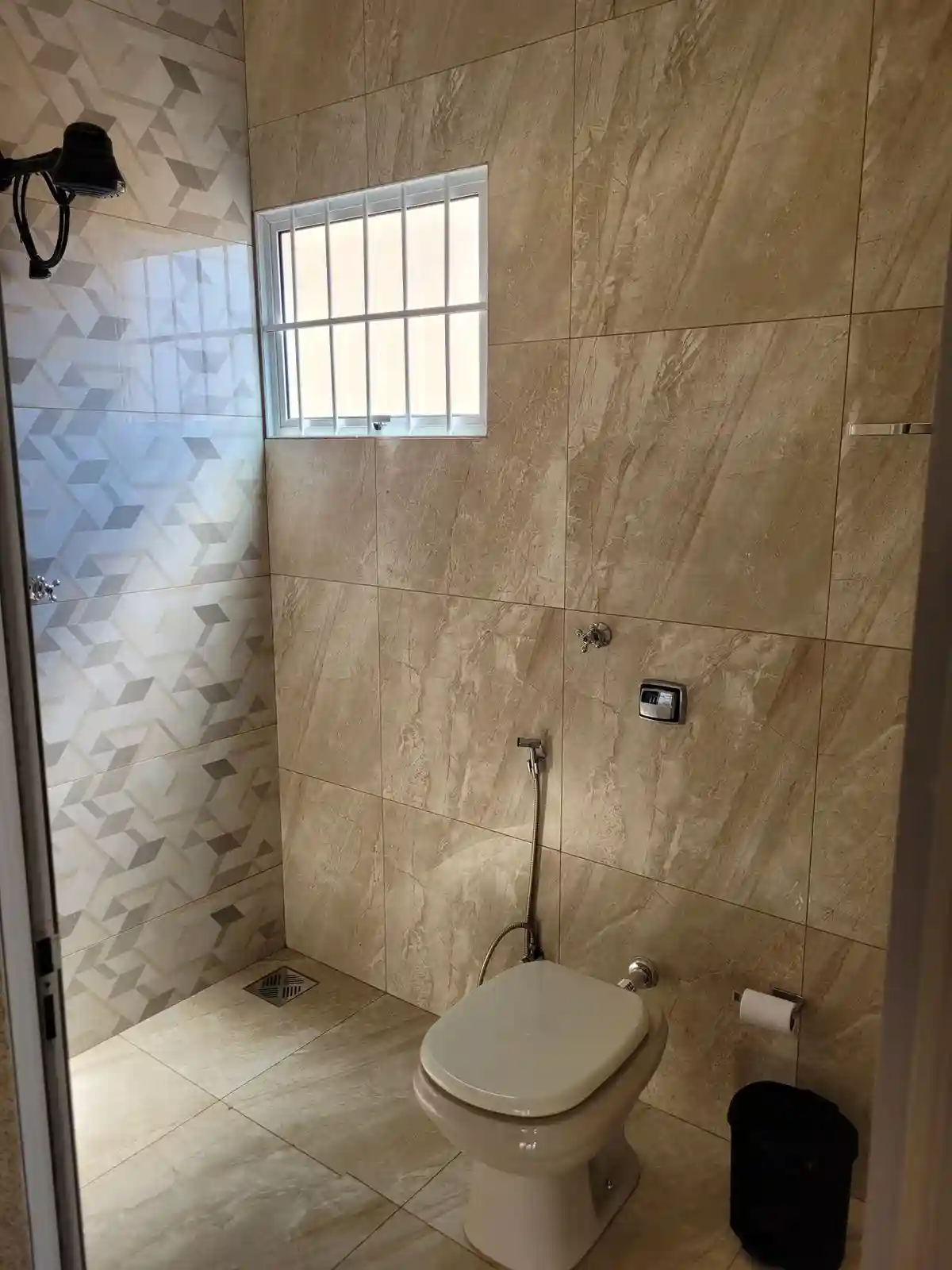 Fazenda / Sítio / Chácara com 3 quartos à venda, 1100m² — foto 9 de 15