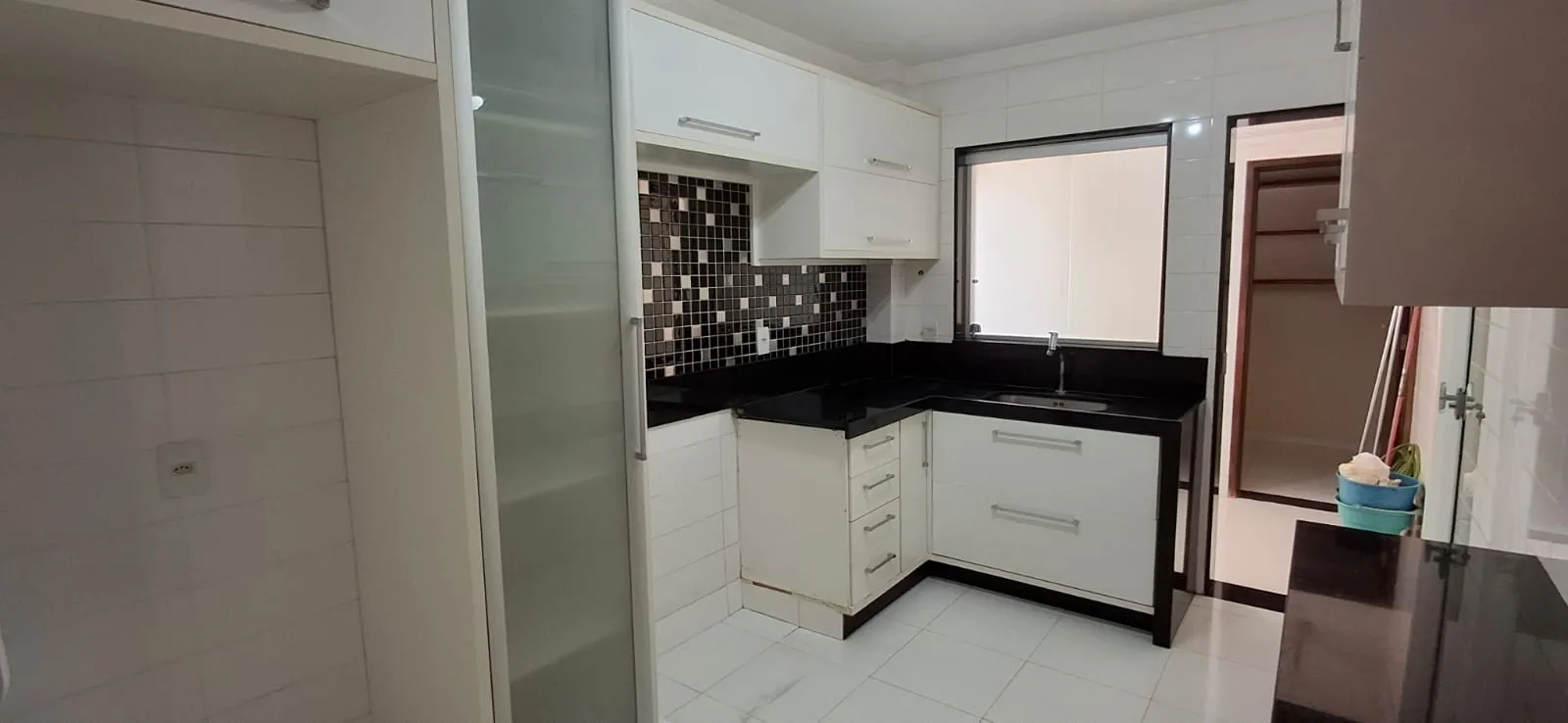 Apartamento com 2 quartos à venda, 80m² — foto 8 de 23