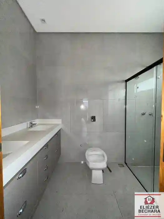 Casa com 3 quartos à venda, 216m² — foto 24 de 26